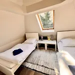 Grosszuegige 2-etagen-wohnung - Garten& Natur&see Apartment *