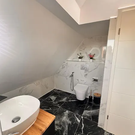 Grosszuegige 2-etagen-wohnung - Garten& Natur&see 아파트 볼렌